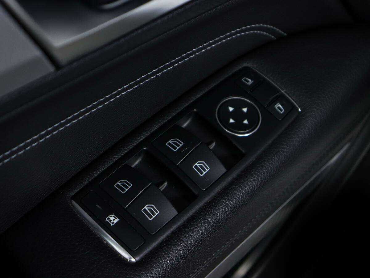 Mercedes-Benz E-Класс с пробегом — 2013 год. Фото: #14