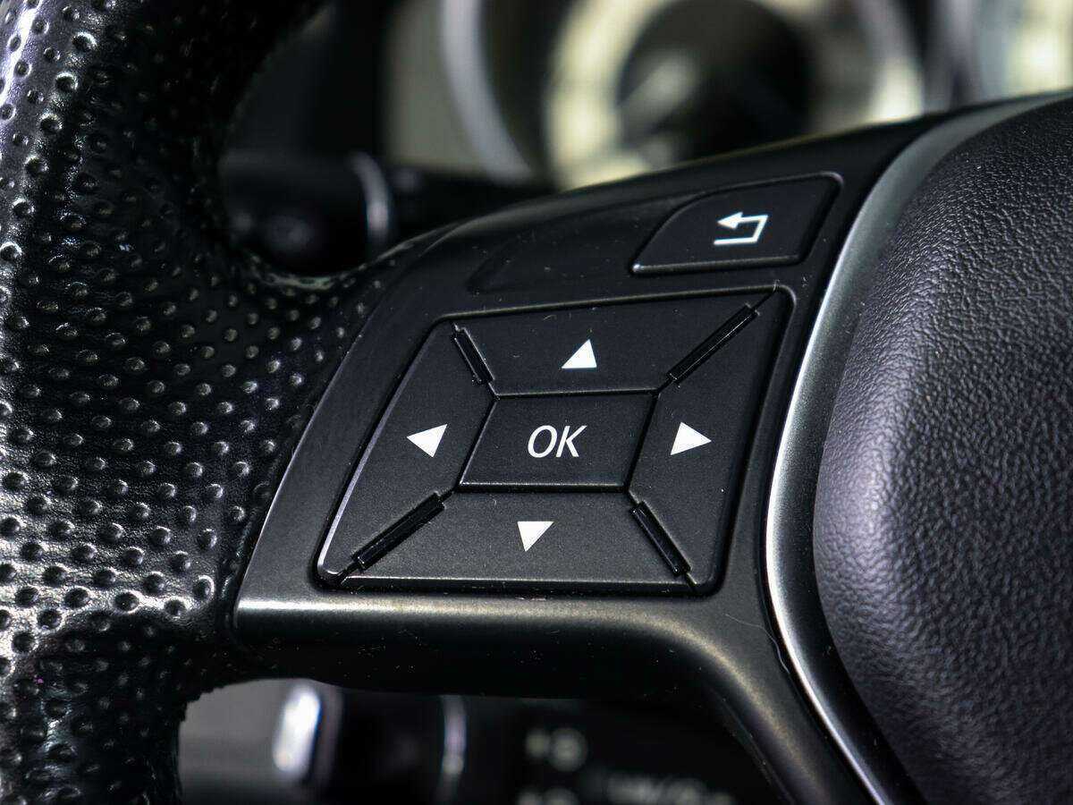 Mercedes-Benz E-Класс с пробегом — 2013 год. Фото: #17