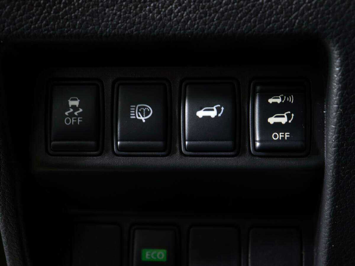 Nissan X-Trail с пробегом — 2015 год. Фото: #18