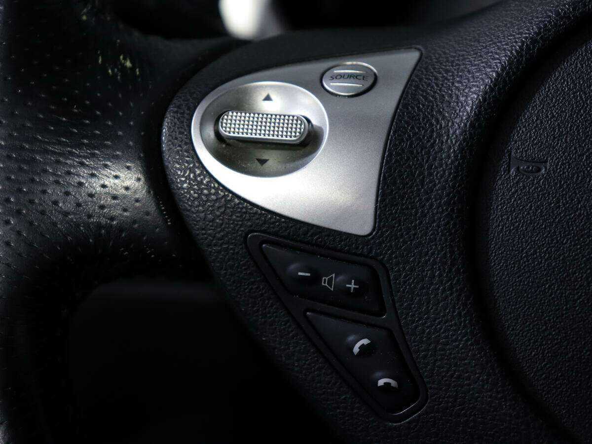 Nissan Juke с пробегом — 2011 год. Фото: #18