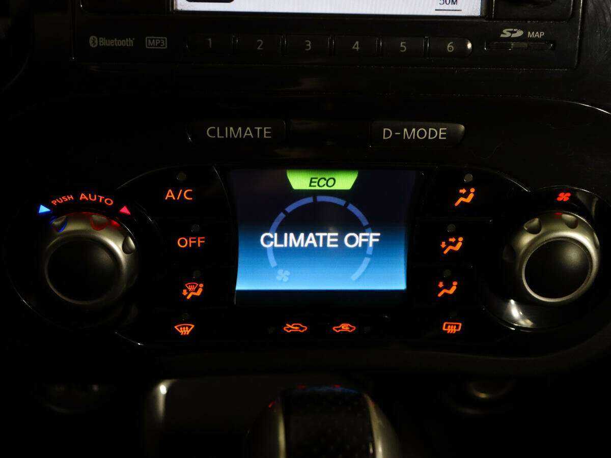 Nissan Juke с пробегом — 2011 год. Фото: #19