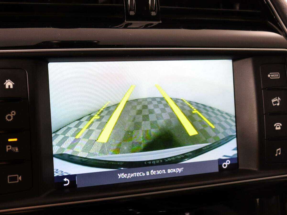 Jaguar F-Pace с пробегом — 2016 год. Фото: #14