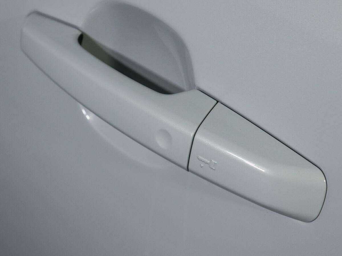 Jaguar F-Pace с пробегом — 2016 год. Фото: #17