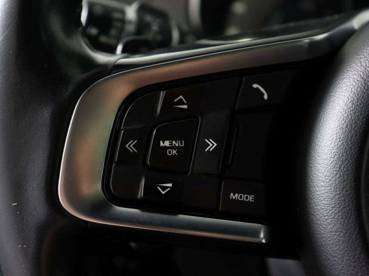 Jaguar F-Pace с пробегом — 2016 год. Фото: #23