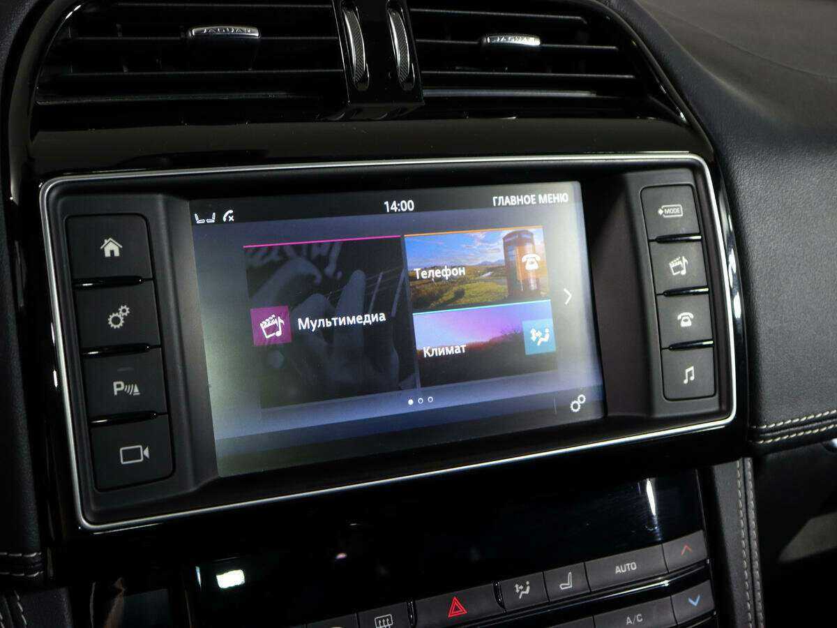 Jaguar F-Pace с пробегом — 2016 год. Фото: #26