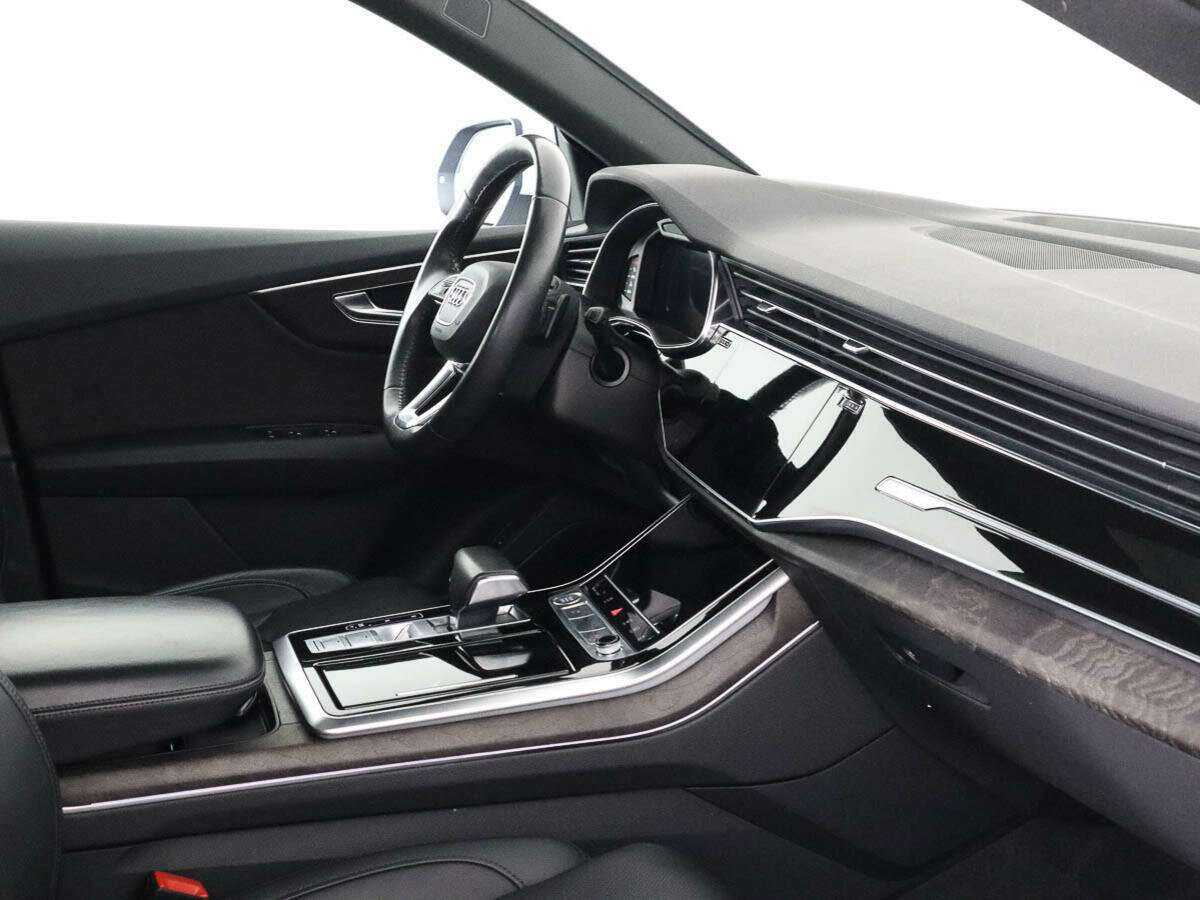 Audi Q8 с пробегом — 2019 год. Фото: #6