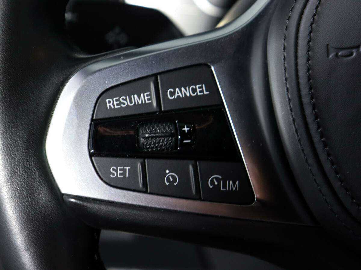 BMW 3 серии с пробегом — 2020 год. Фото: #19