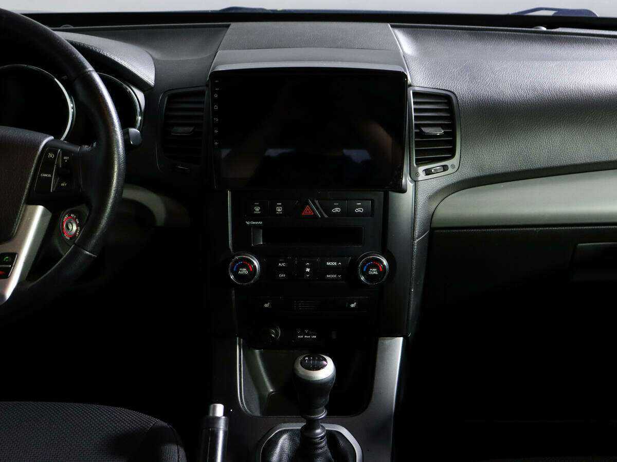 Kia Sorento с пробегом — 2011 год. Фото: #9