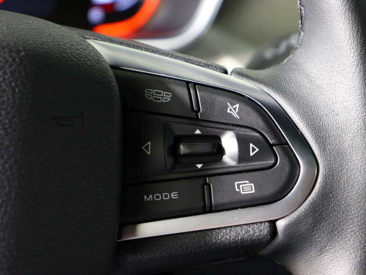 Geely Coolray с пробегом — 2023 год. Фото: #19