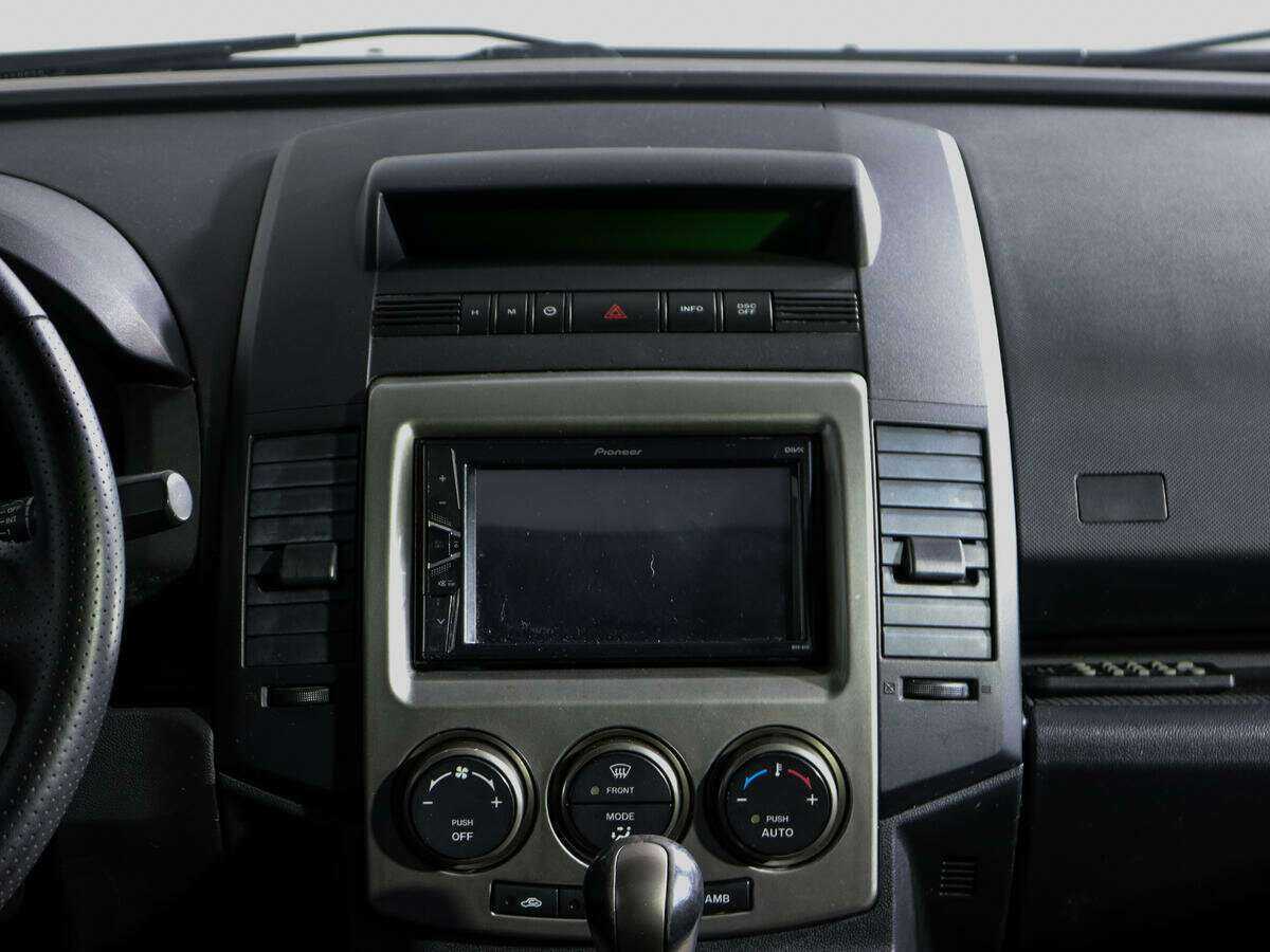 Mazda 5 с пробегом — 2008 год. Фото: #12