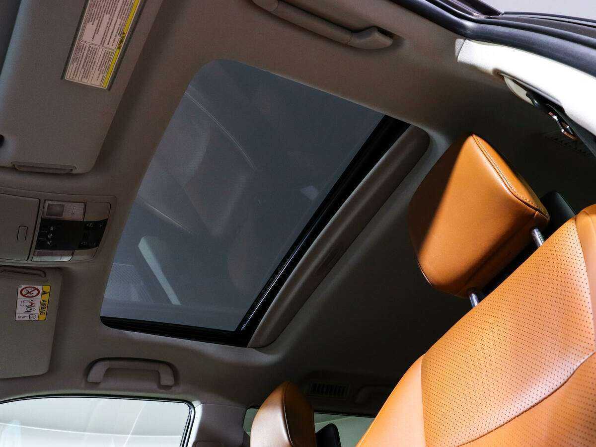 Lexus GX с пробегом — 2014 год. Фото: #12