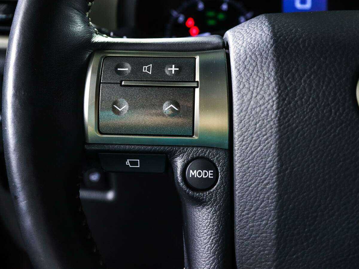 Lexus GX с пробегом — 2014 год. Фото: #19