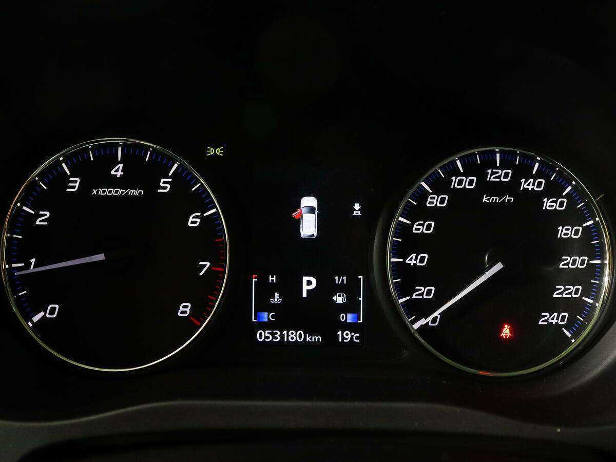 Mitsubishi Outlander с пробегом — 2018 год. Фото: #10