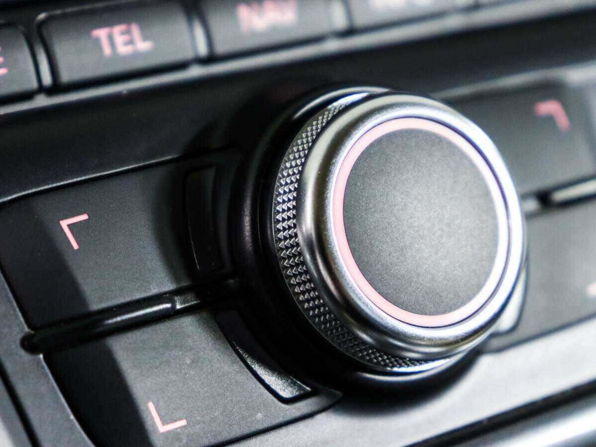 Audi R8 с пробегом — 2008 год. Фото: #15