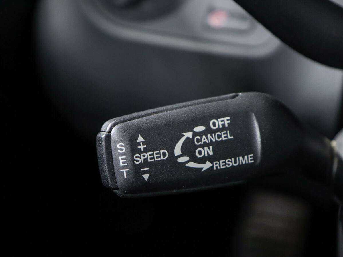 Audi R8 с пробегом — 2008 год. Фото: #17