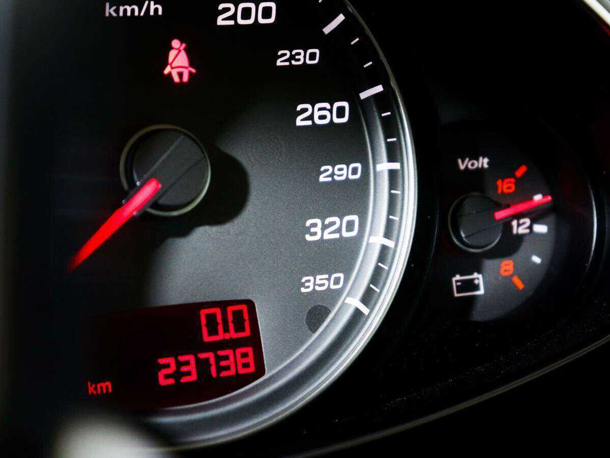 Audi R8 с пробегом — 2008 год. Фото: #18