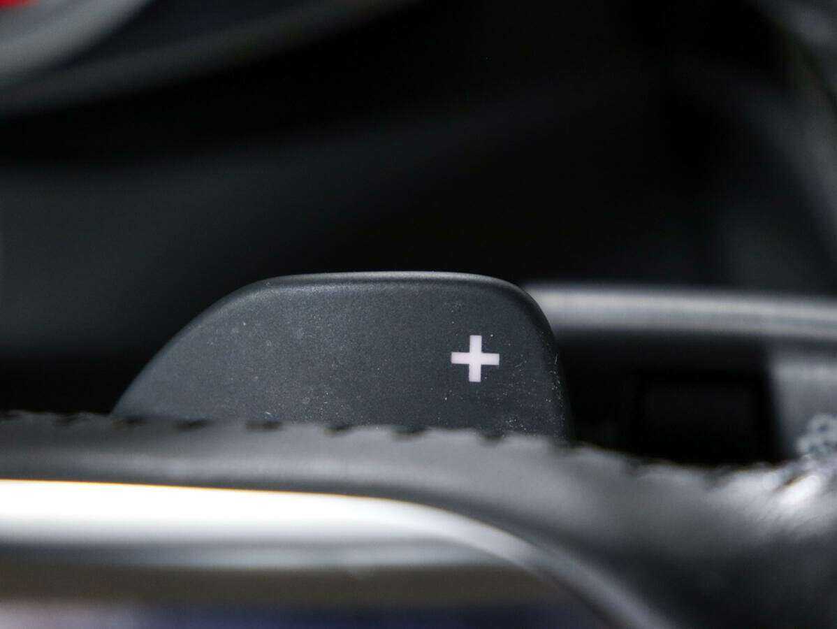 Audi R8 с пробегом — 2008 год. Фото: #22