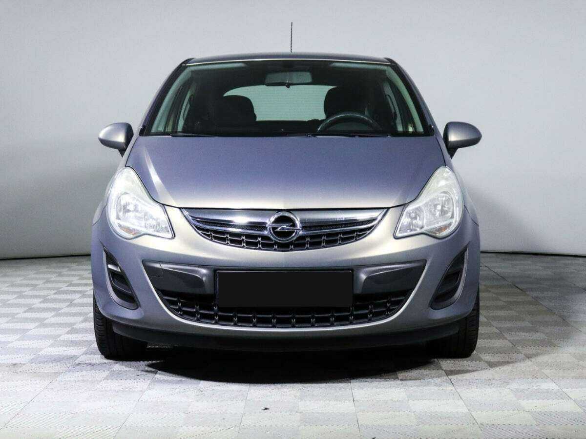Opel Corsa с пробегом — 2012 год. Фото: #1