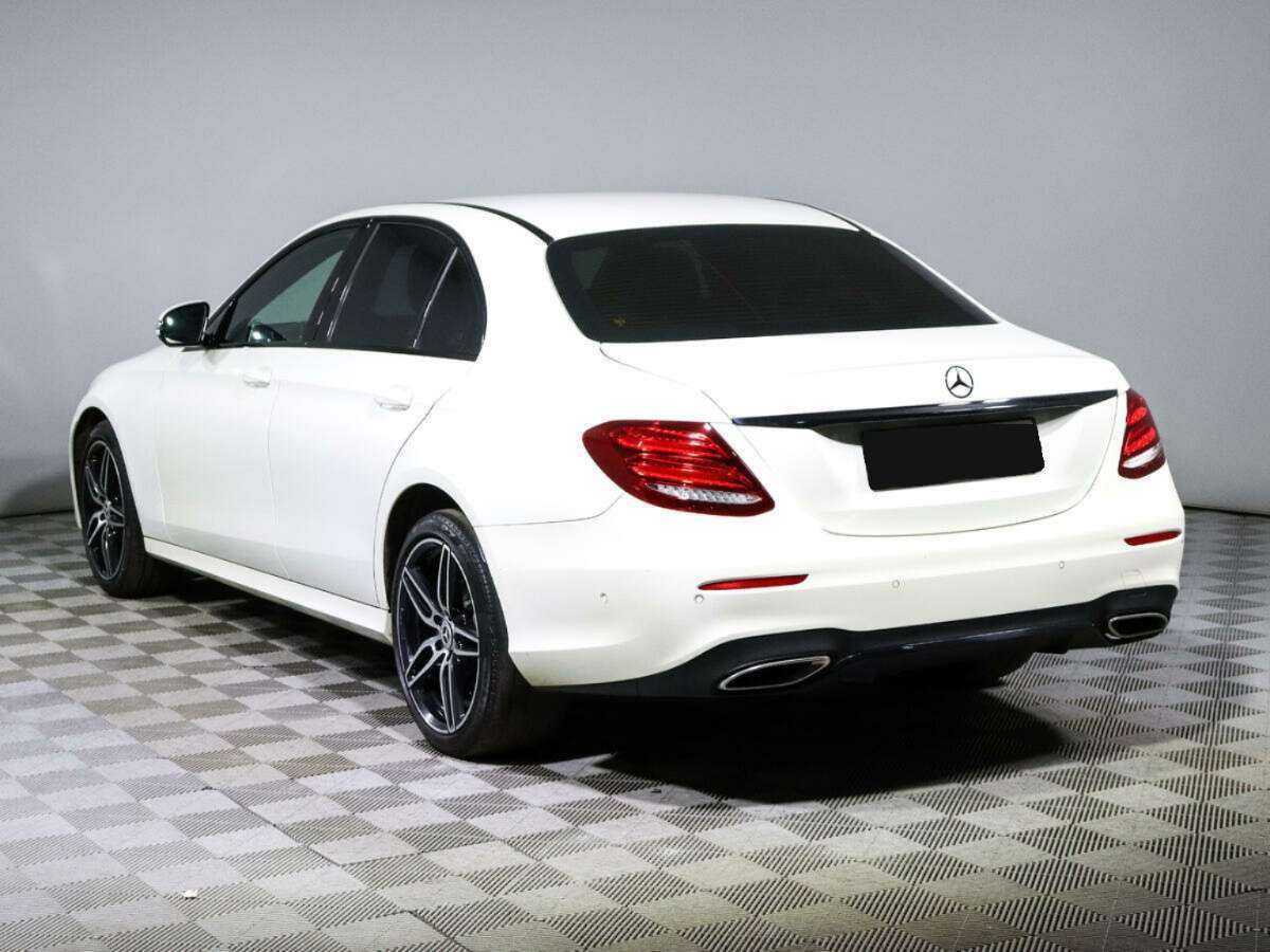 Mercedes-Benz E-Класс с пробегом — 2019 год. Фото: #5