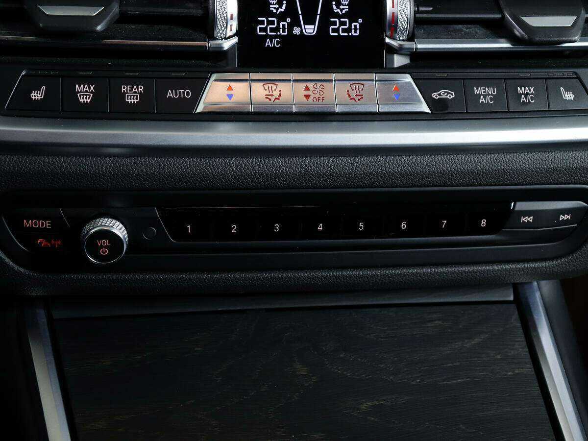 BMW 3 серии с пробегом — 2020 год. Фото: #7