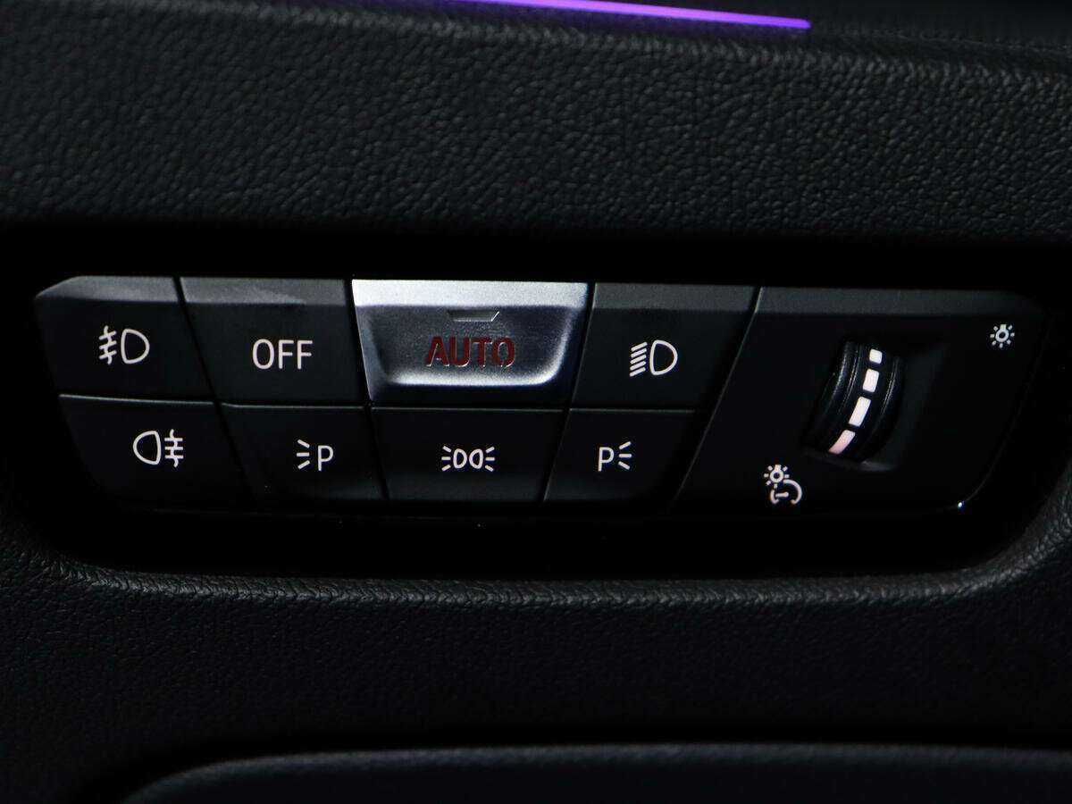 BMW 3 серии с пробегом — 2020 год. Фото: #18