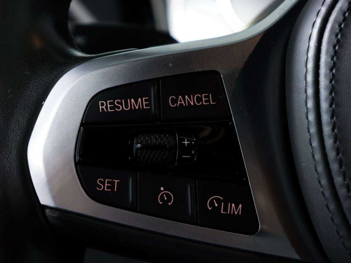 BMW 3 серии с пробегом — 2020 год. Фото: #19