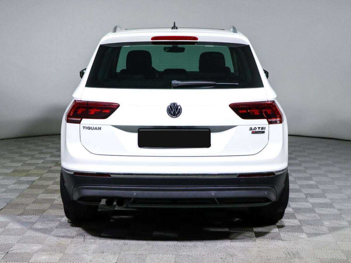 Volkswagen Tiguan с пробегом — 2017 год. Фото: #4