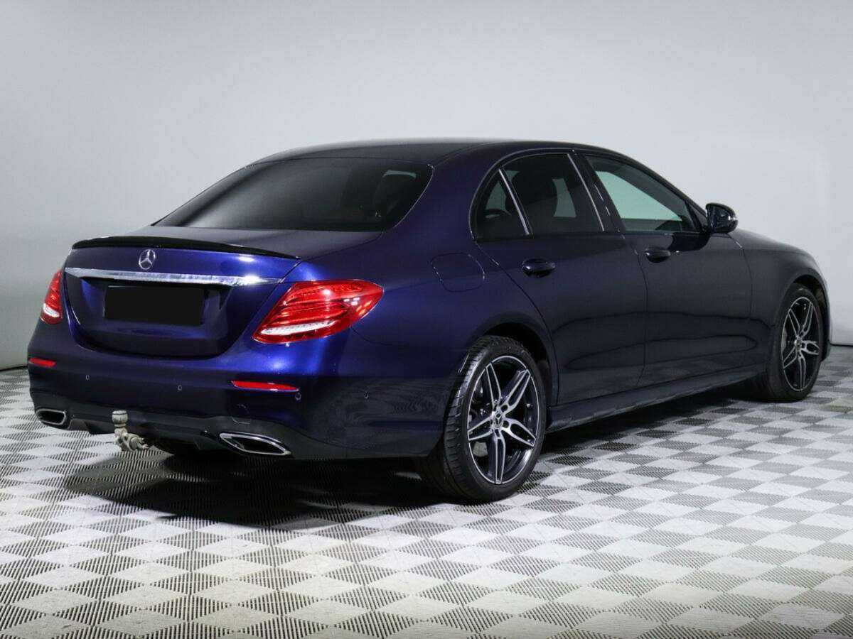 Mercedes-Benz E-Класс с пробегом — 2019 год. Фото: #4