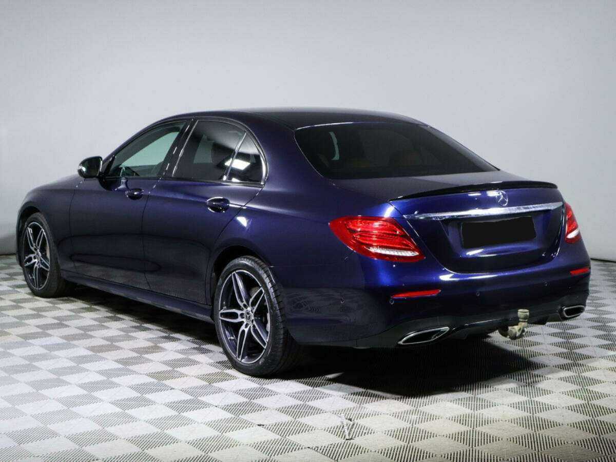 Mercedes-Benz E-Класс с пробегом — 2019 год. Фото: #6