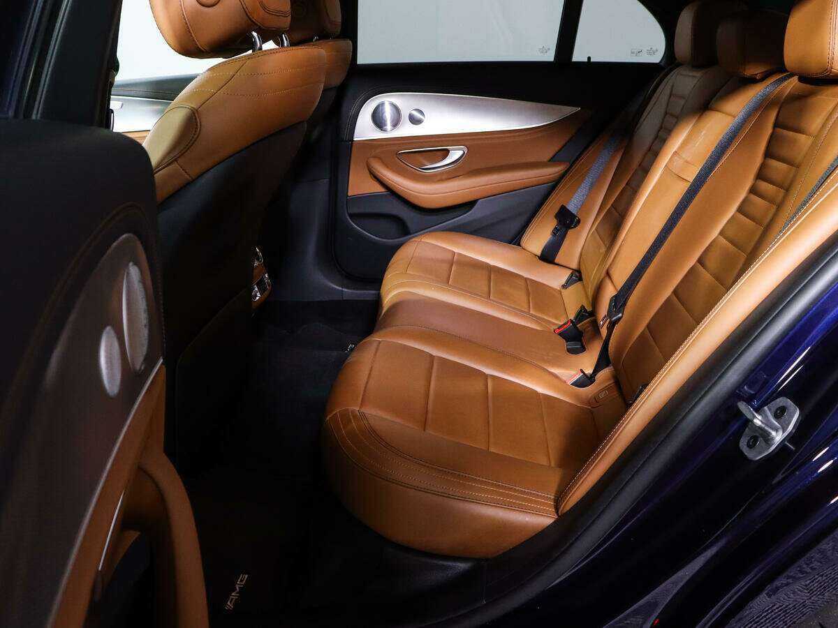 Mercedes-Benz E-Класс с пробегом — 2019 год. Фото: #9