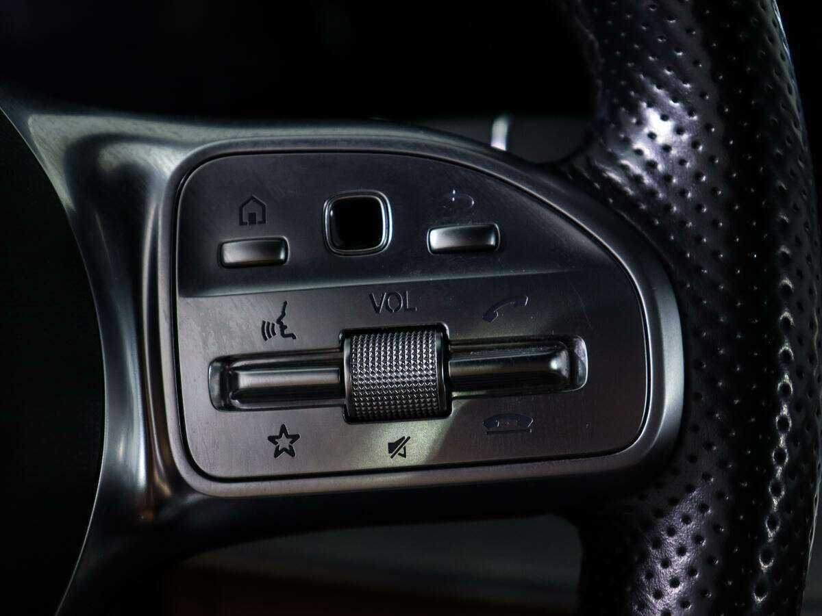 Mercedes-Benz E-Класс с пробегом — 2019 год. Фото: #22