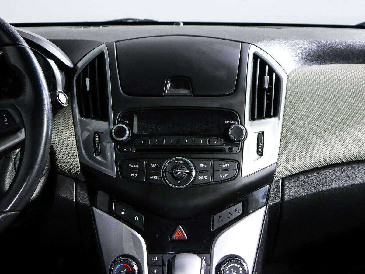 Chevrolet Cruze с пробегом — 2013 год. Фото: #9