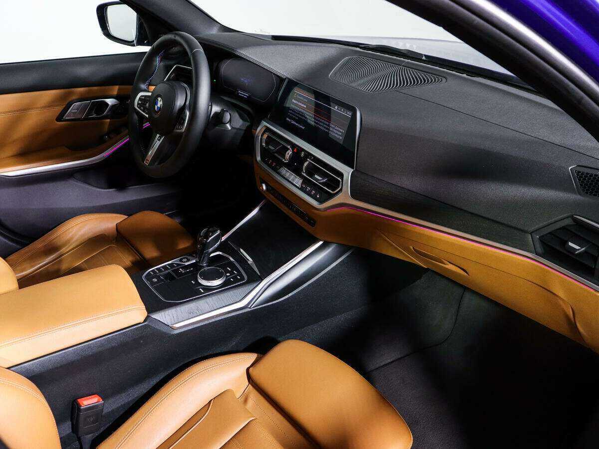 BMW 3 серии с пробегом — 2020 год. Фото: #6
