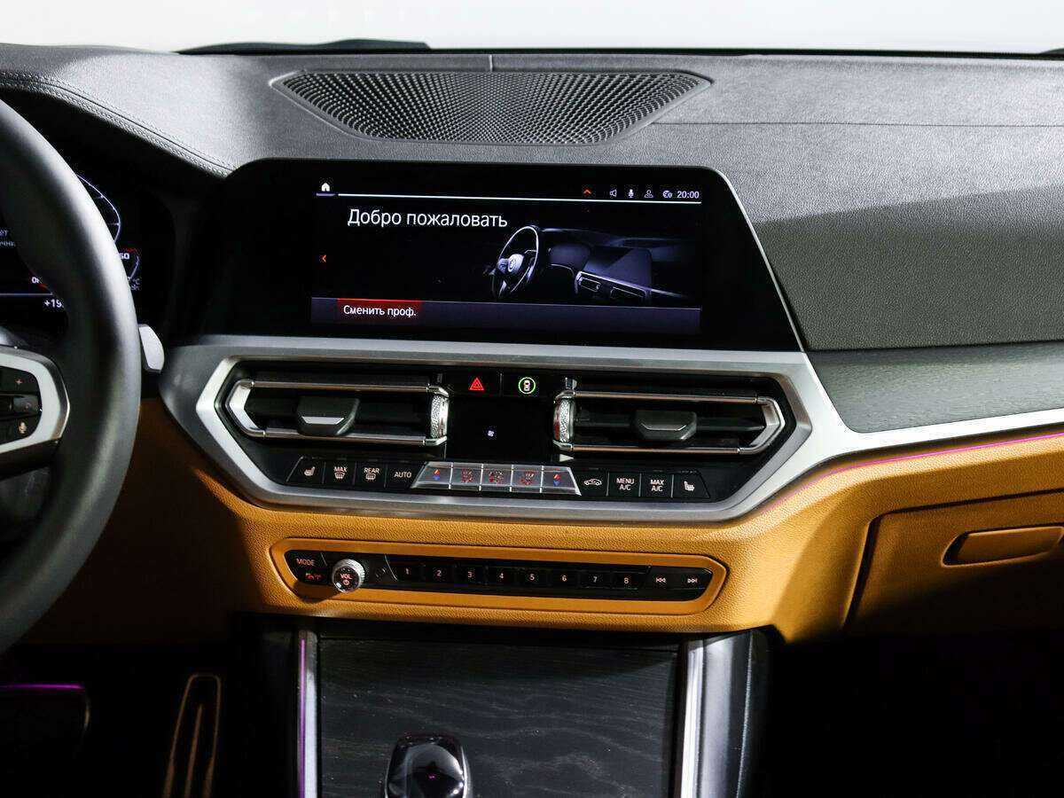 BMW 3 серии с пробегом — 2020 год. Фото: #10