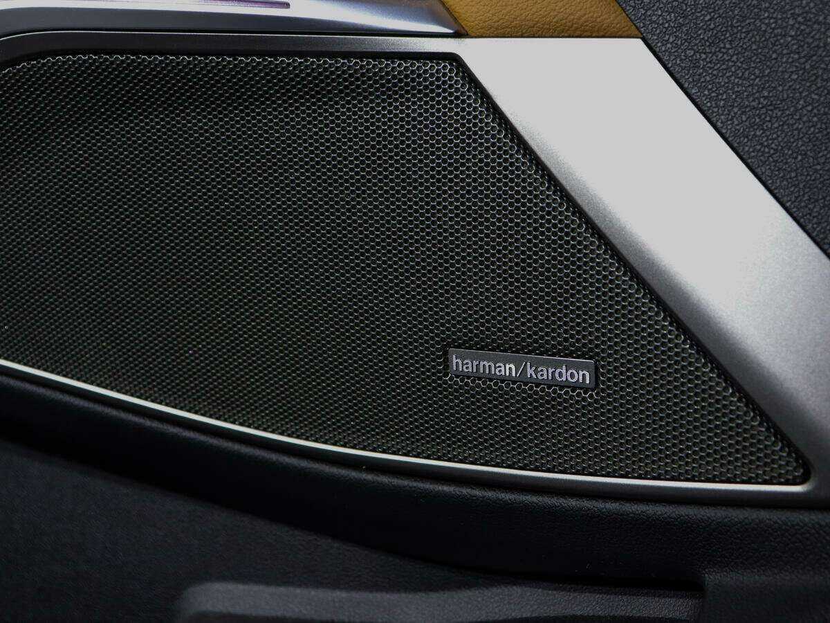 BMW 3 серии с пробегом — 2020 год. Фото: #17