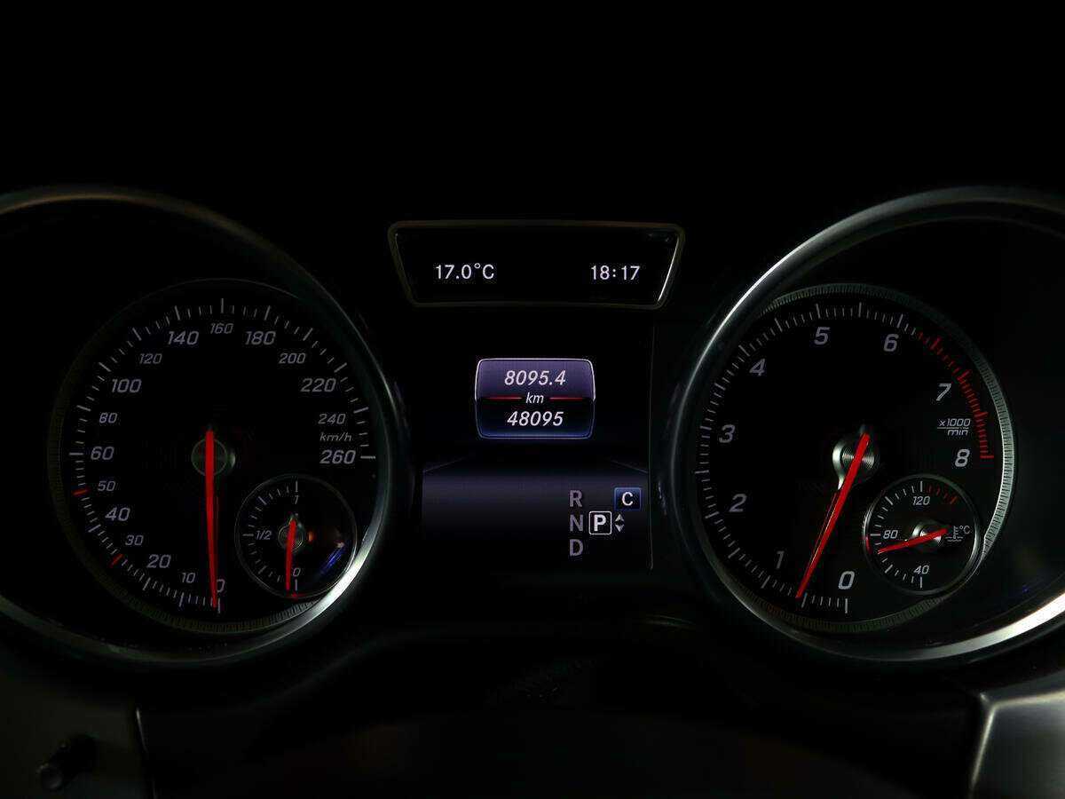 Mercedes-Benz GLE с пробегом — 2016 год. Фото: #10