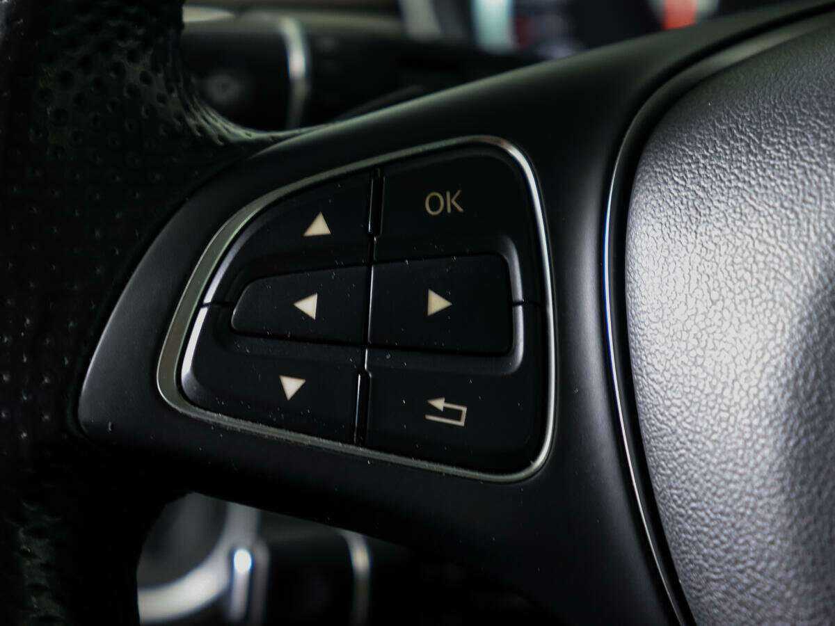 Mercedes-Benz GLE с пробегом — 2016 год. Фото: #23