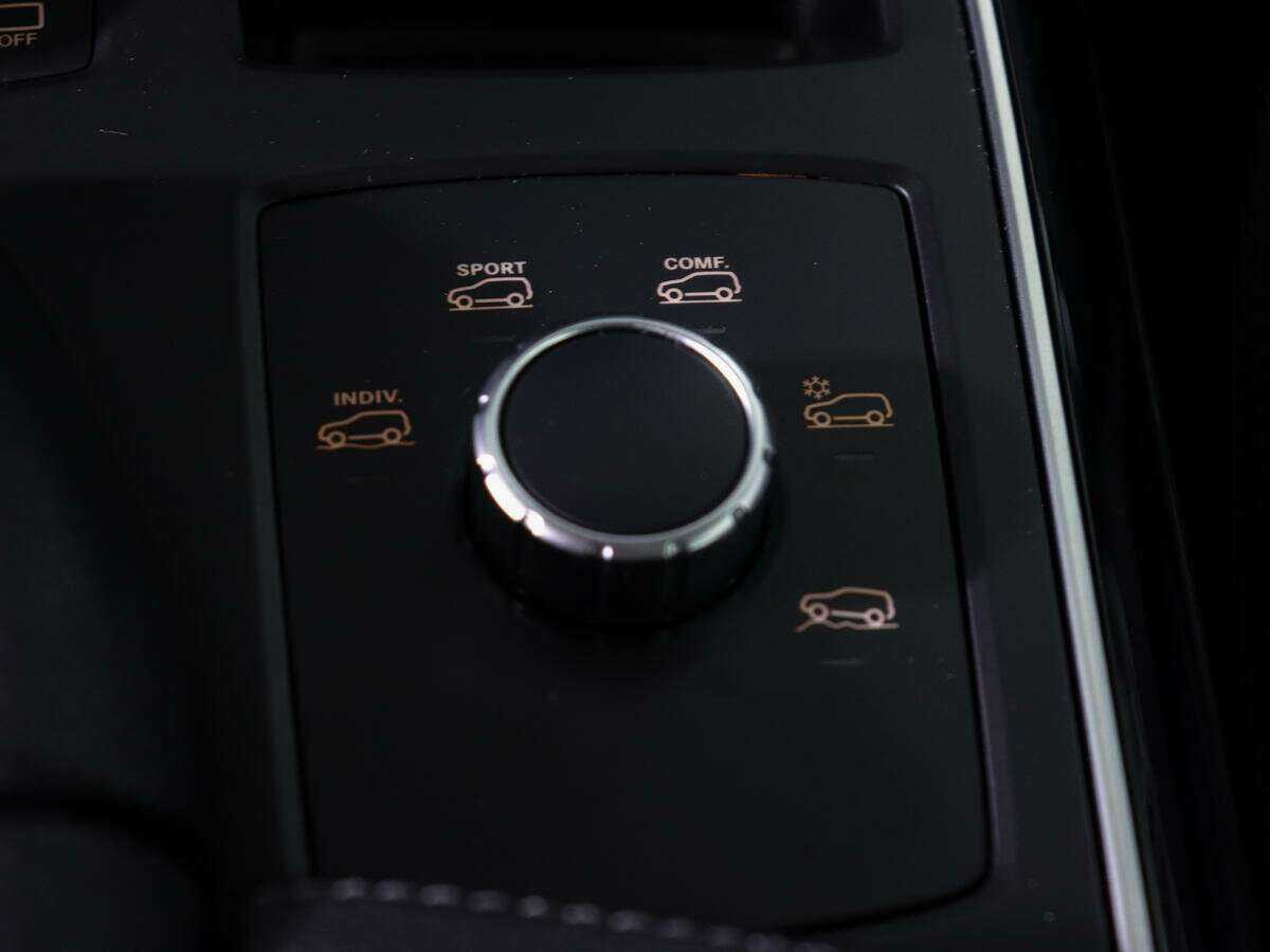 Mercedes-Benz GLE с пробегом — 2016 год. Фото: #24