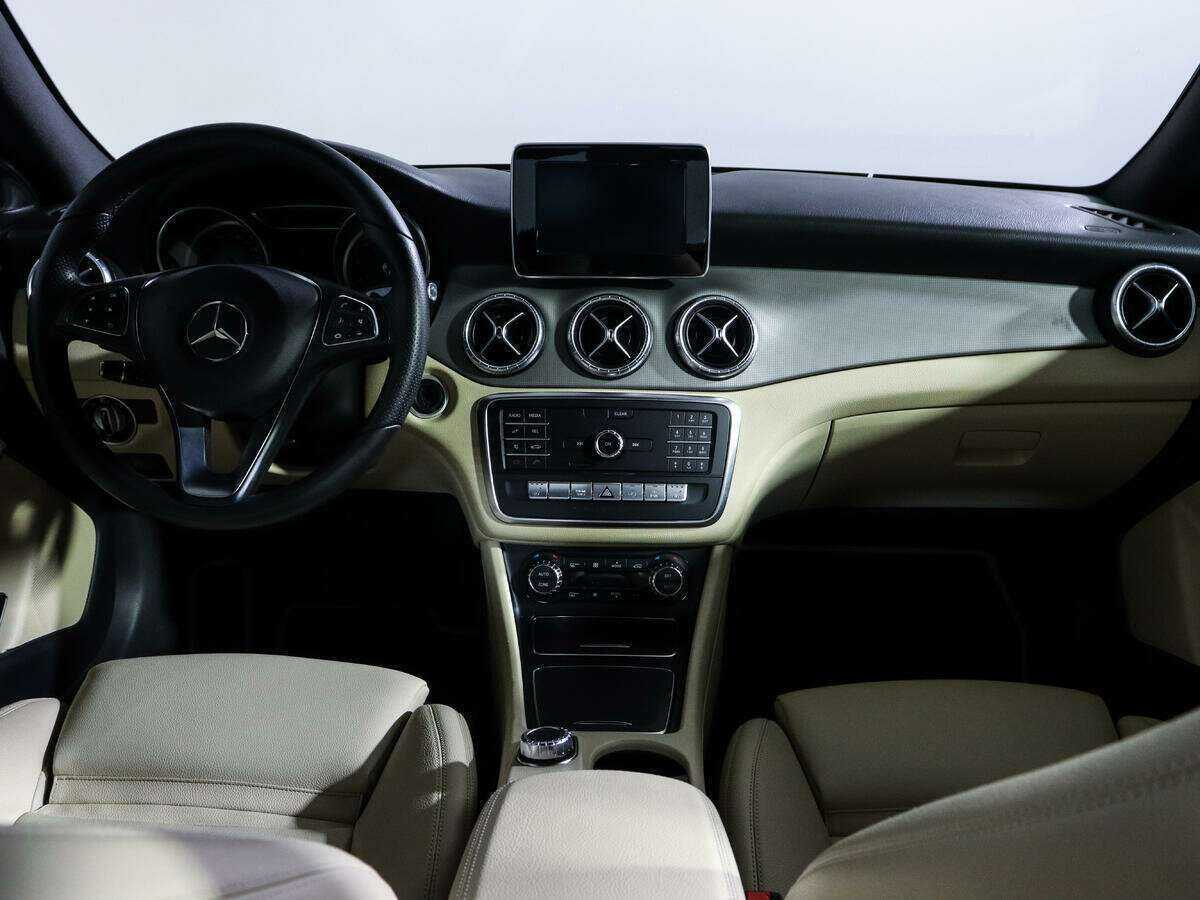 Mercedes-Benz CLA с пробегом — 2017 год. Фото: #9
