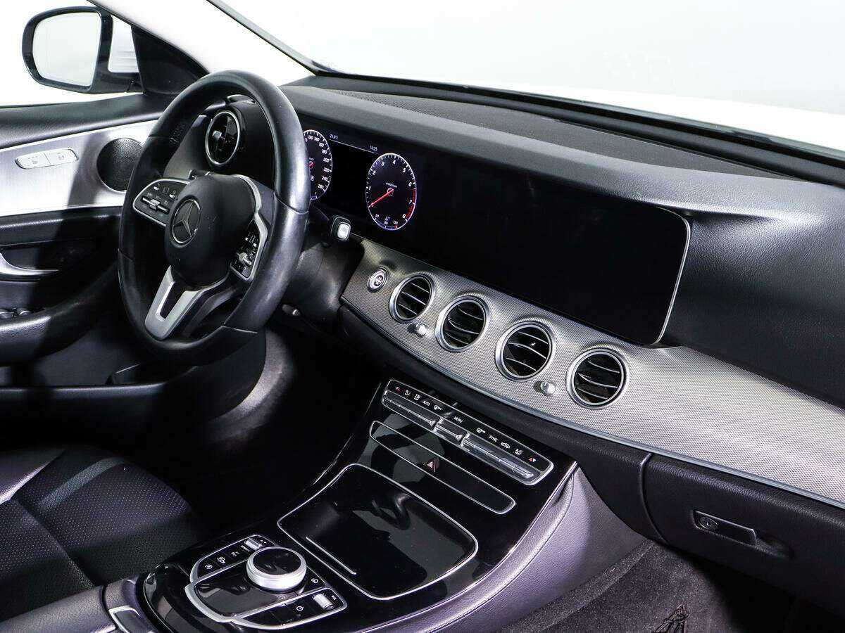 Mercedes-Benz E-Класс с пробегом — 2018 год. Фото: #6