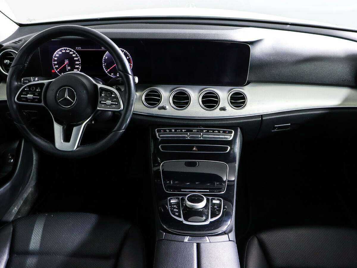 Mercedes-Benz E-Класс с пробегом — 2018 год. Фото: #9