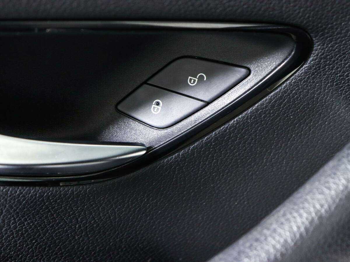 Mercedes-Benz E-Класс с пробегом — 2018 год. Фото: #21