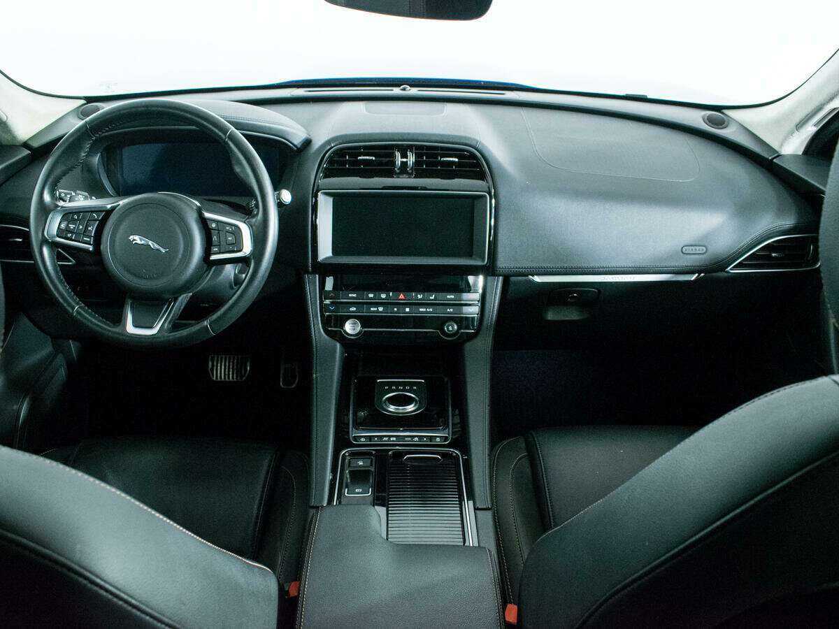 Jaguar F-Pace с пробегом — 2018 год. Фото: #9
