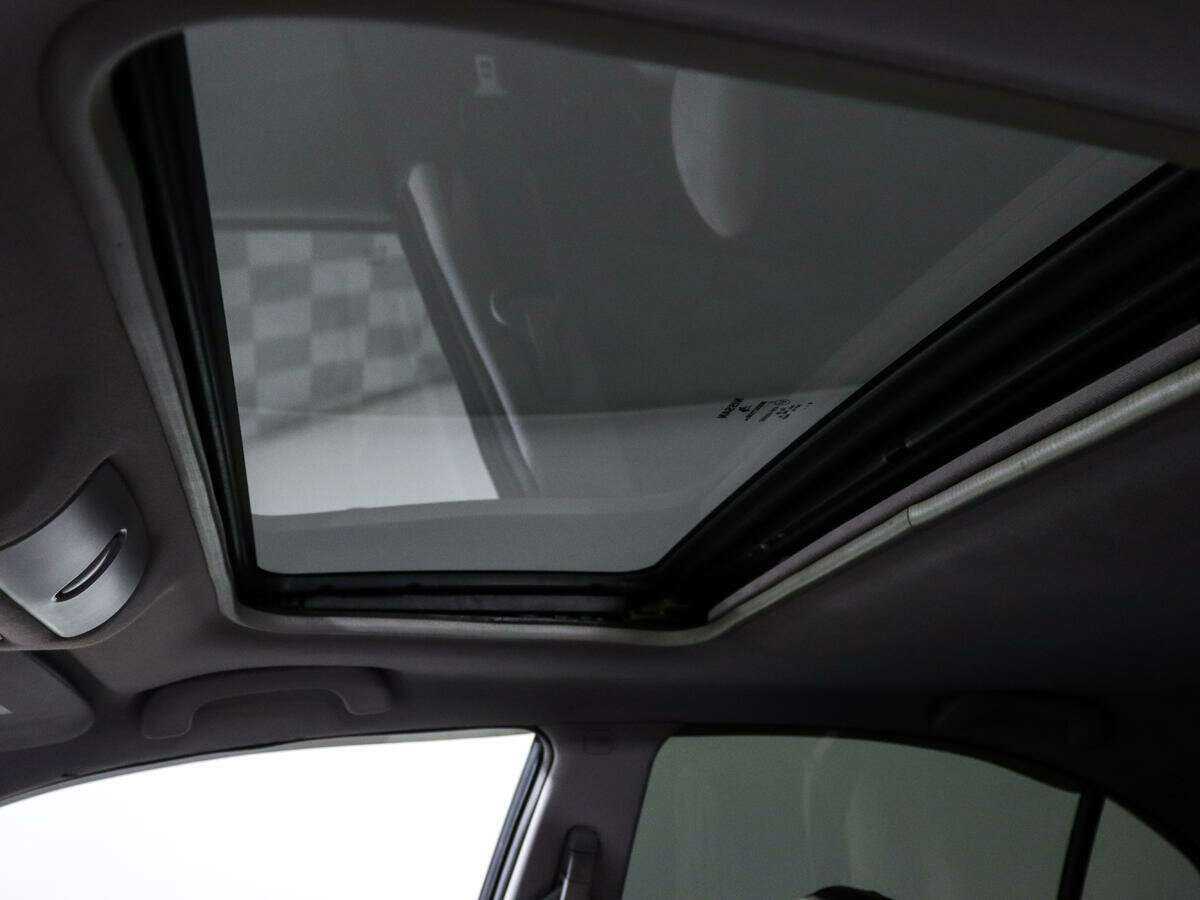 Nissan Primera с пробегом — 2003 год. Фото: #10