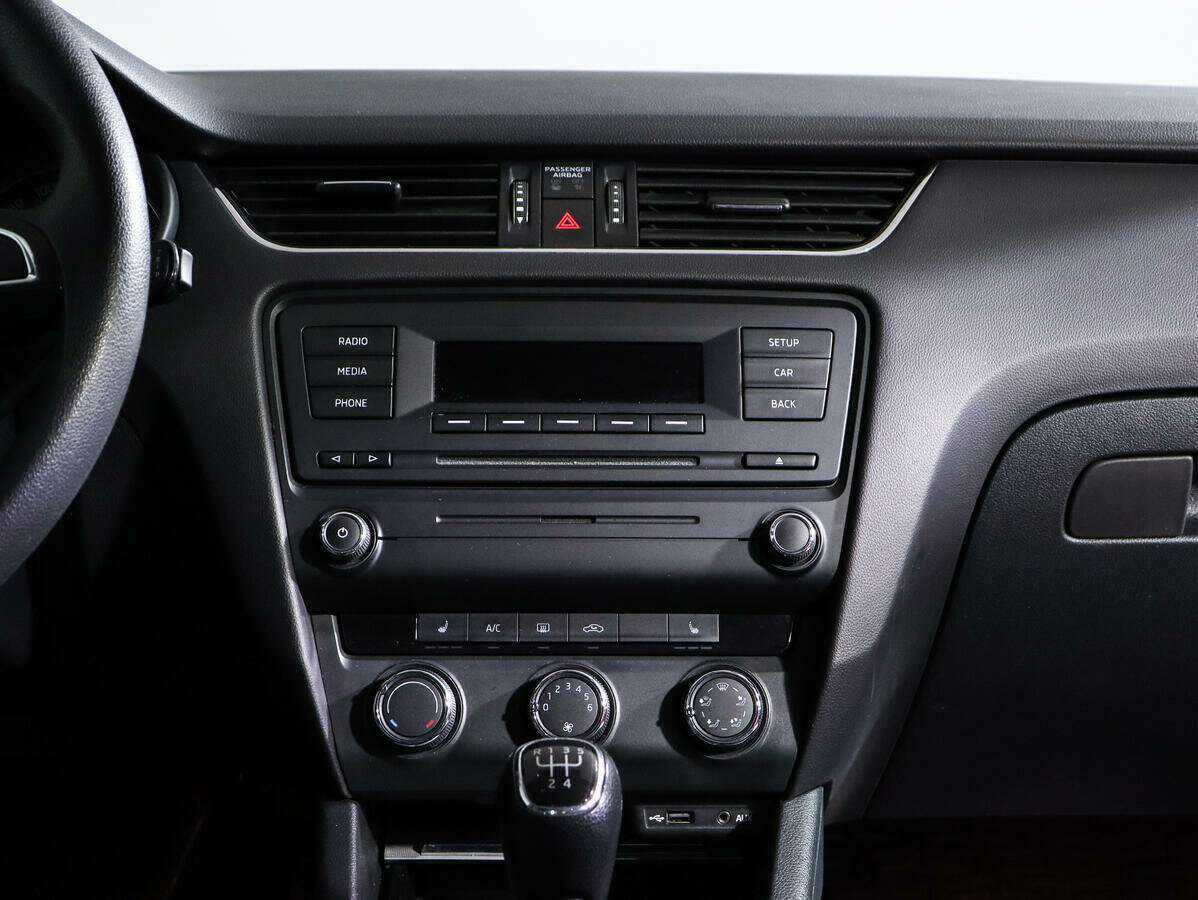 Skoda Octavia с пробегом — 2013 год. Фото: #9