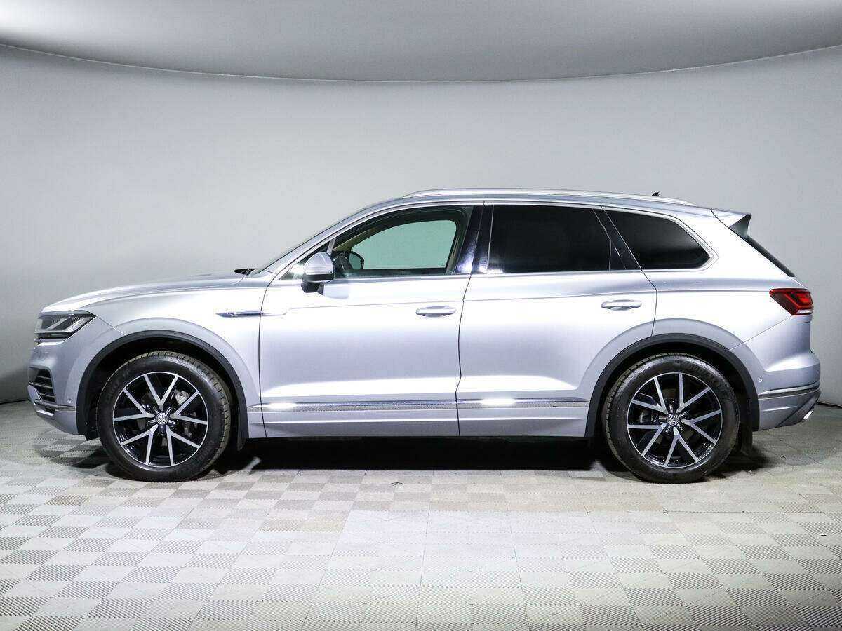 Volkswagen Touareg с пробегом — 2018 год. Фото: #6