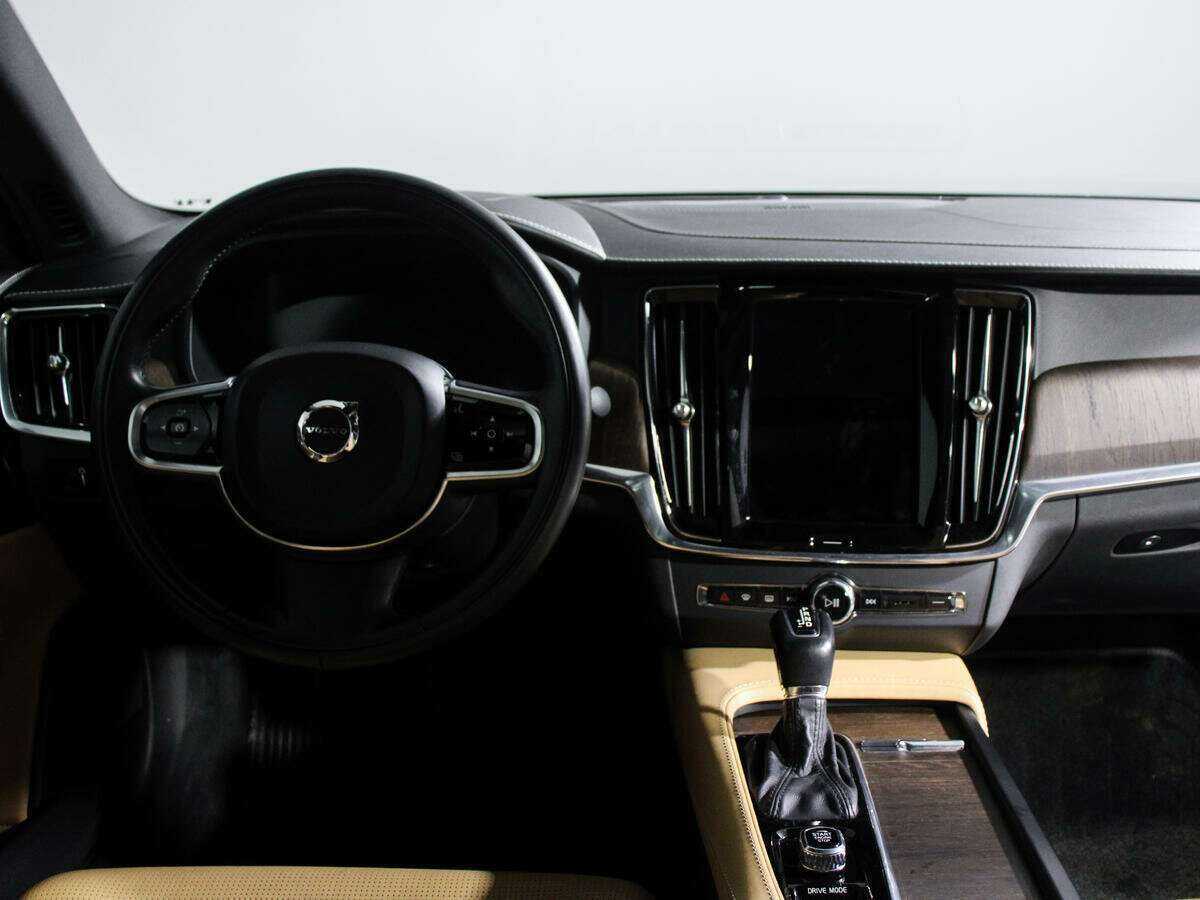 Volvo S90 с пробегом — 2020 год. Фото: #9