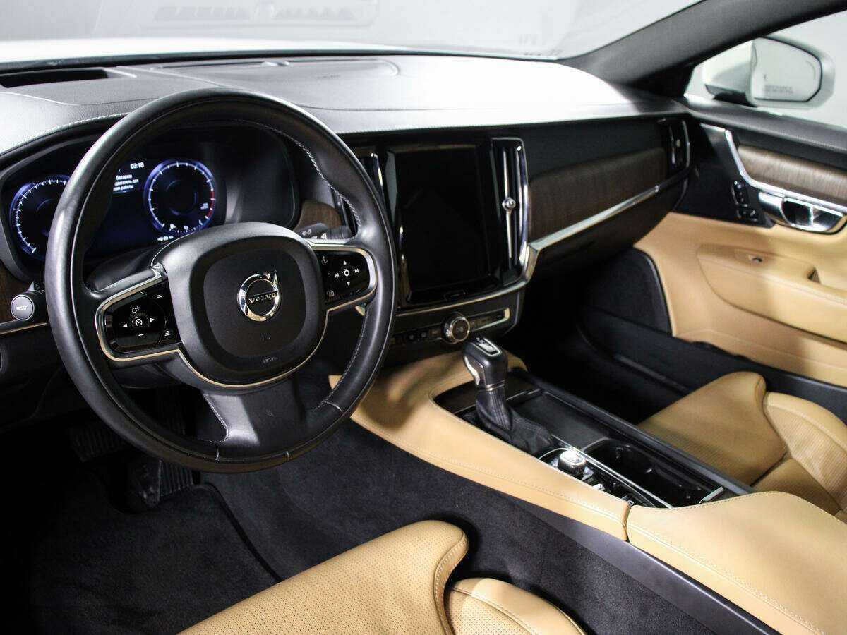 Volvo S90 с пробегом — 2020 год. Фото: #11