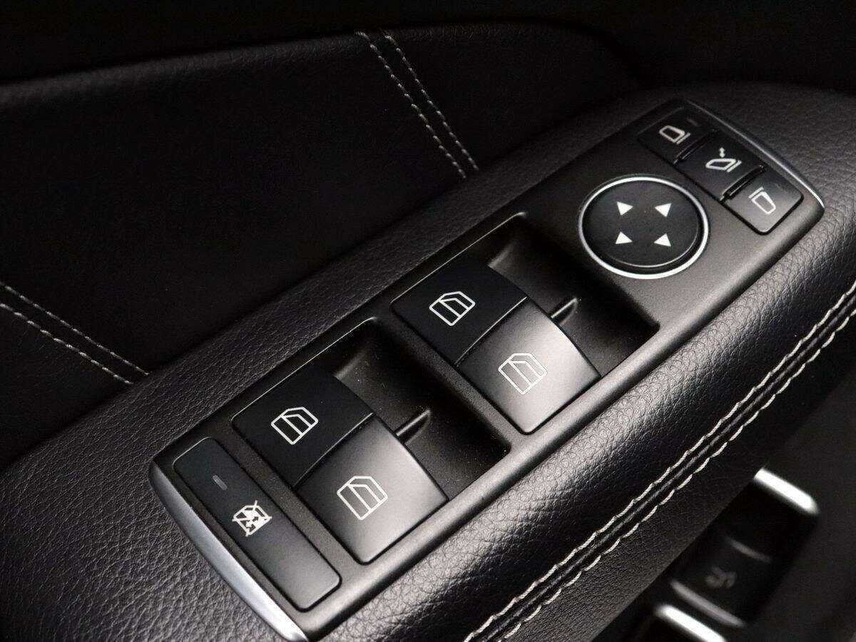 Mercedes-Benz GL-Класс с пробегом — 2014 год. Фото: #16