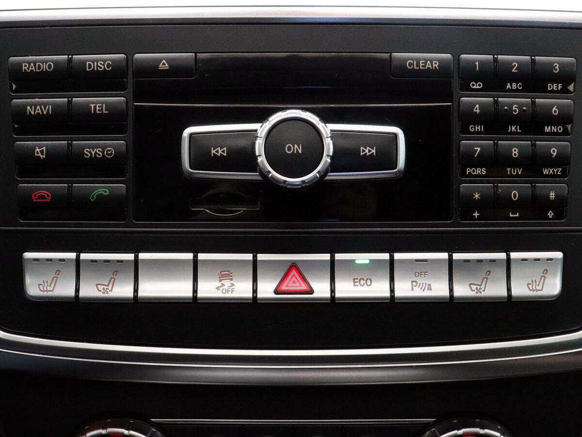 Mercedes-Benz GL-Класс с пробегом — 2014 год. Фото: #23